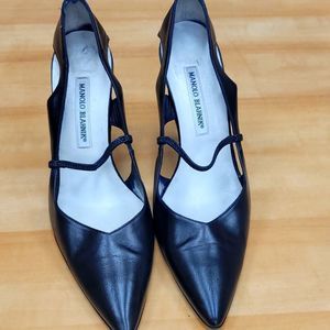Classic Manolo pumps